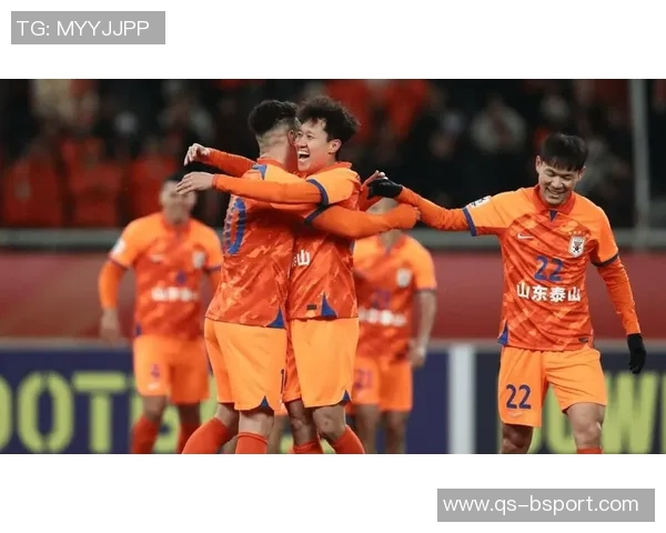 浙江队近三次中超对阵泰山遭遇惨败每场至少失三球的尴尬纪录 浙江队近三次中超对阵泰山遭遇惨败每场至少失三球的尴尬纪录