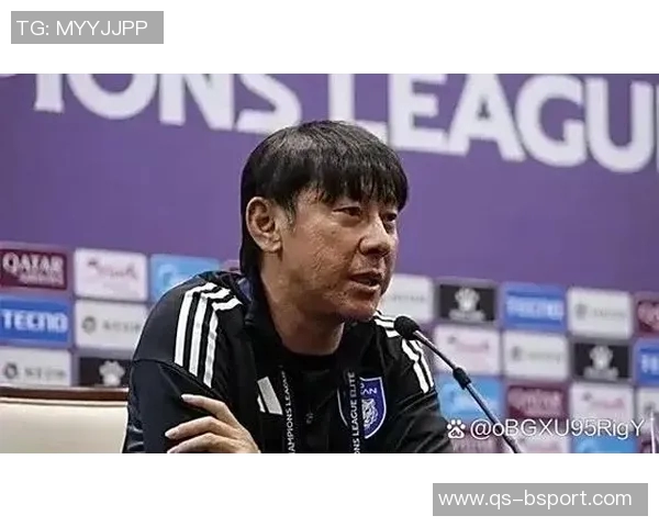 蔚山后卫揭露前主帅申台龙扇耳光事件引发热议球员不听指挥成焦点