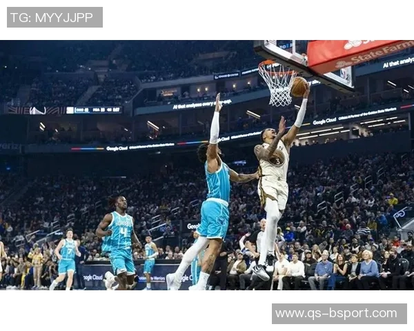 张佳玮逐梦之路渐显本西蒙斯特质勇士近期战术调整不再依赖他