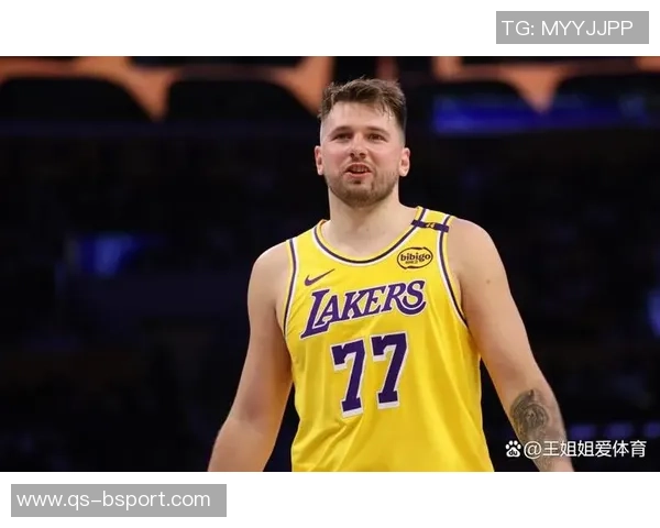 东契奇谈比赛感受艾顿表现出色斯玛特助攻全队表现提升